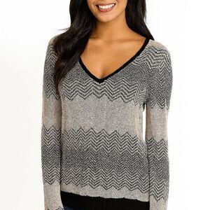 NWOT Chevron sparkly black and gray v-neck sweater size Small Petite